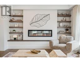 645 ANTON CRESCENT - 5