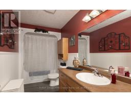 181 BENDER AVENUE - 21