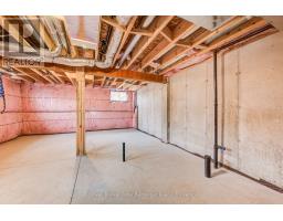 77 JOHN BRABSON CRESCENT - 45