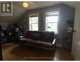 315134 HIGHWAY 6 - 25