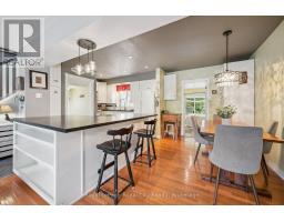 18 JUNE AVENUE - 11
