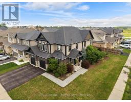 15 ROBERTSON DRIVE - 3