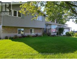 3595 BRUCE ROAD 3 - 27