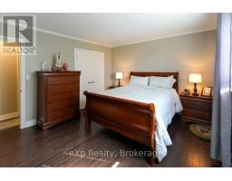 3595 BRUCE ROAD 3 - 9