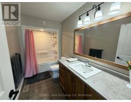 42 JOHN STREET - 9