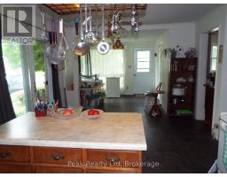 281 TURNBERRY STREET - 6