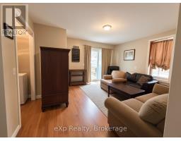 118 ELORA STREET - 6