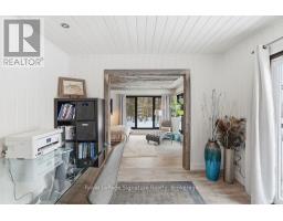 194552 13 GREY ROAD - 12
