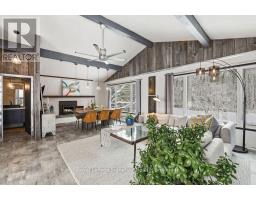 194552 13 GREY ROAD - 19