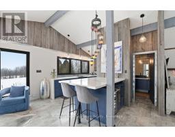 194552 13 GREY ROAD - 23