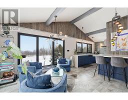194552 13 GREY ROAD - 27