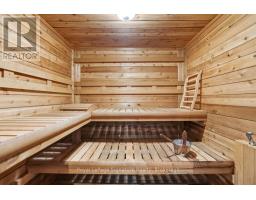 194552 13 GREY ROAD - 31