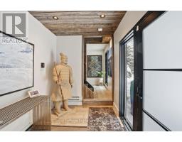 194552 13 GREY ROAD - 5