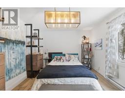 194552 13 GREY ROAD - 8