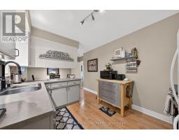 12 TOBEY AVENUE - 17