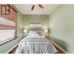 5 BRITANNIA ROAD W - 17