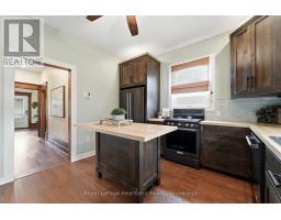 5 BRITANNIA ROAD W - 20