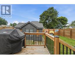 5 BRITANNIA ROAD W - 24
