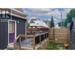5 BRITANNIA ROAD W - 27