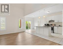 242 MOORLANDS CRESCENT S - 12