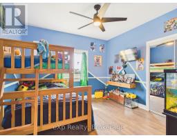 7 WEISS DRIVE - 19