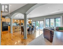 36 BLAIR DRIVE - 18