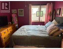 552 11TH AVENUE - 11