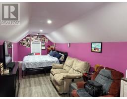 552 11TH AVENUE - 16