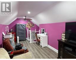 552 11TH AVENUE - 18