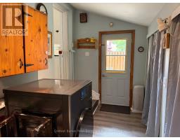 552 11TH AVENUE - 20