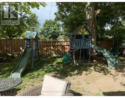 552 11TH AVENUE - 21