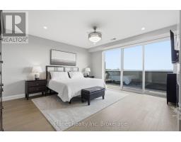 1305 - 71 WYNDHAM STREET S - 14