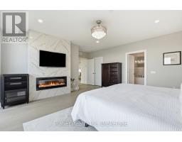 1305 - 71 WYNDHAM STREET S - 15