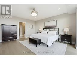1305 - 71 WYNDHAM STREET S - 17