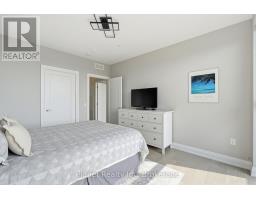 1305 - 71 WYNDHAM STREET S - 21