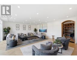 1305 - 71 WYNDHAM STREET S - 36