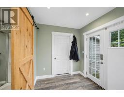 56 MAIN STREET E - 21