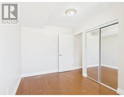 402 - 221 ADELAIDE STREET - 18