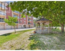 402 - 221 ADELAIDE STREET - 28