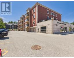 402 - 221 ADELAIDE STREET - 30