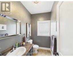 4 SCOTT CRESCENT - 20