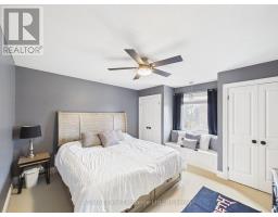 4 SCOTT CRESCENT - 28