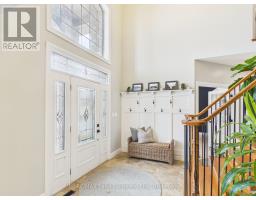 4 SCOTT CRESCENT - 9