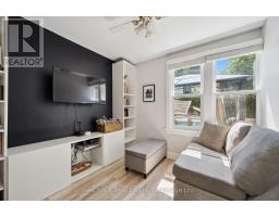 324 WATERLOO AVENUE - 15