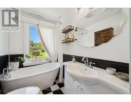 324 WATERLOO AVENUE - 21