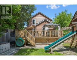 324 WATERLOO AVENUE - 35