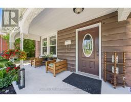 324 WATERLOO AVENUE - 4