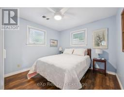 20 CLERGY LANE - 25