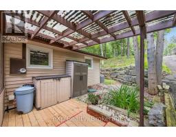 20 CLERGY LANE - 38