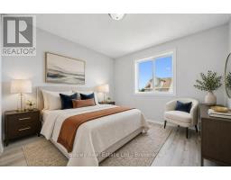 4 PEARSON STREET - 31